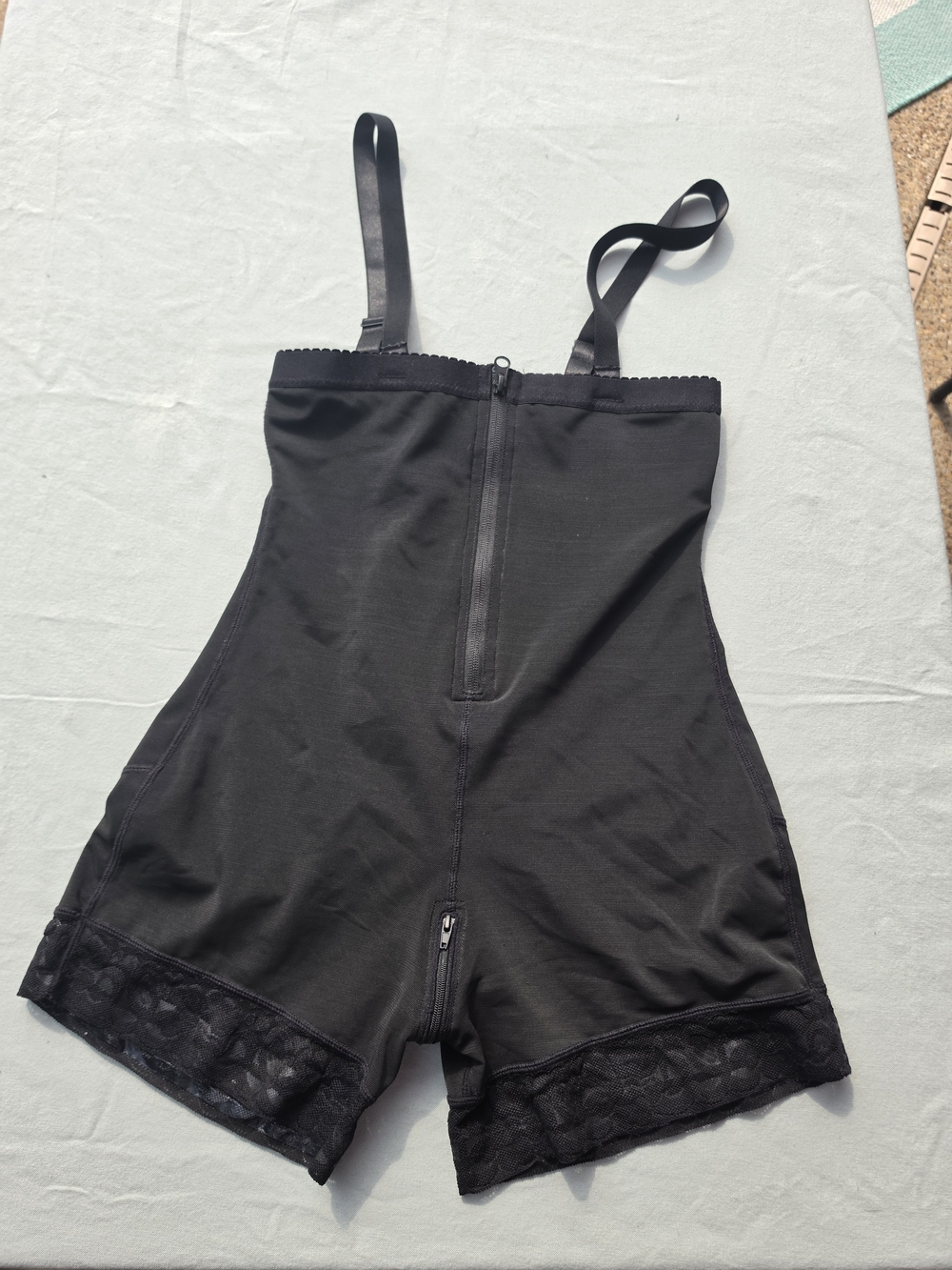 Black High-Waist Shaping Shorts with Lace Trim